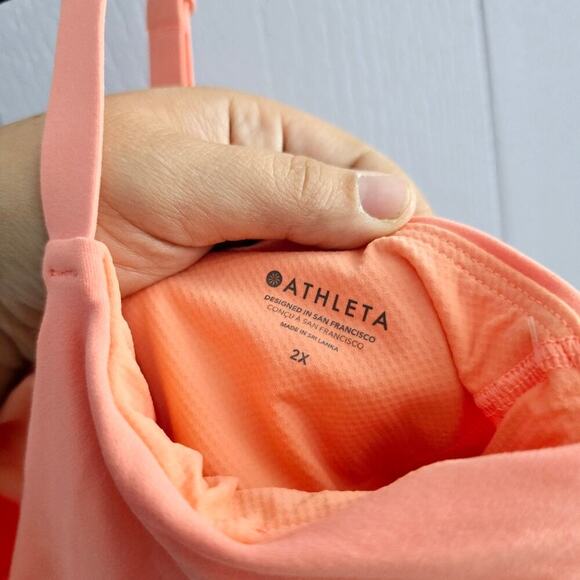 Athleta Peach Crop Top - Picture 4 of 12